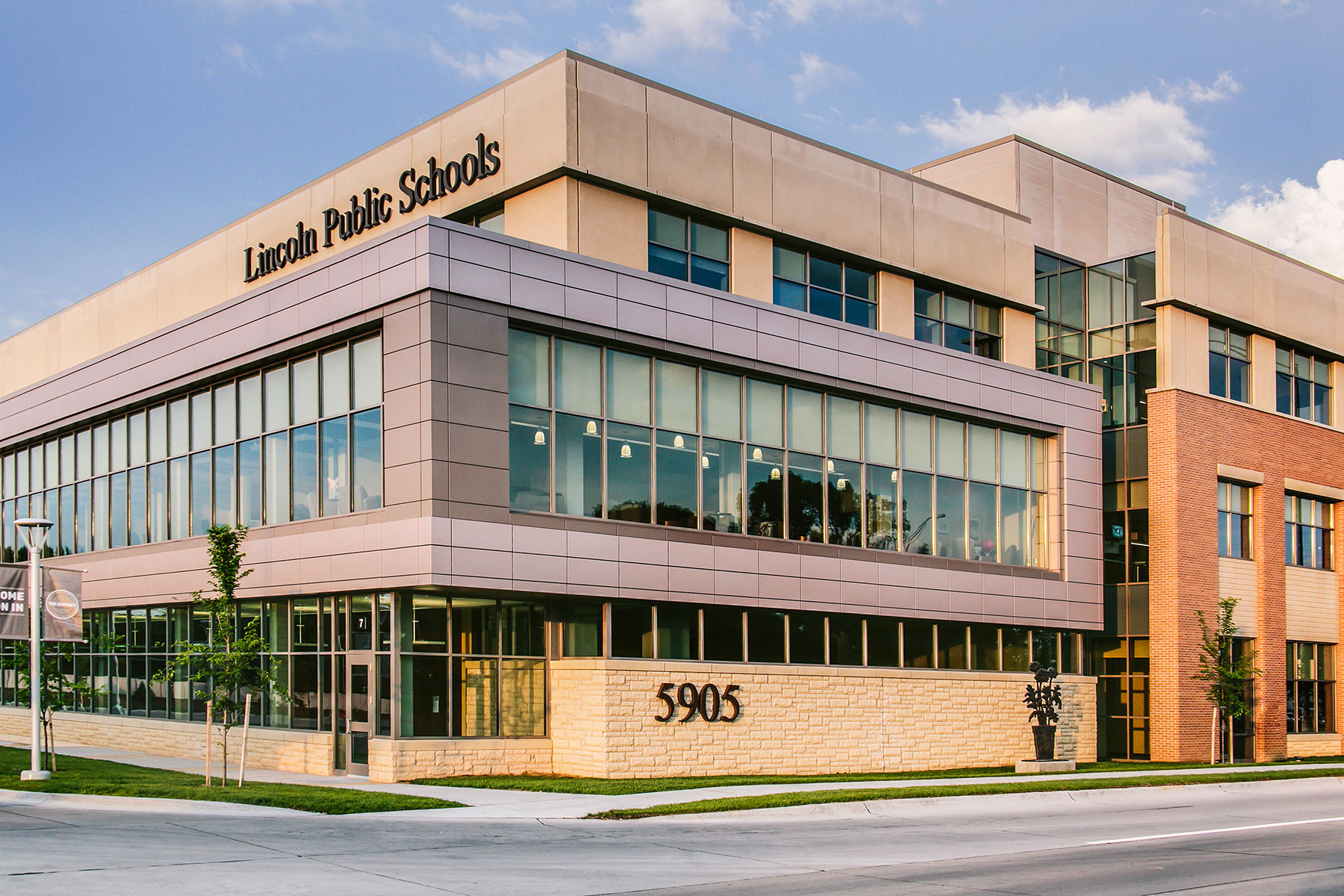 Lincoln Public Schools District Office Sinclair Hille Architects Architectural Design
